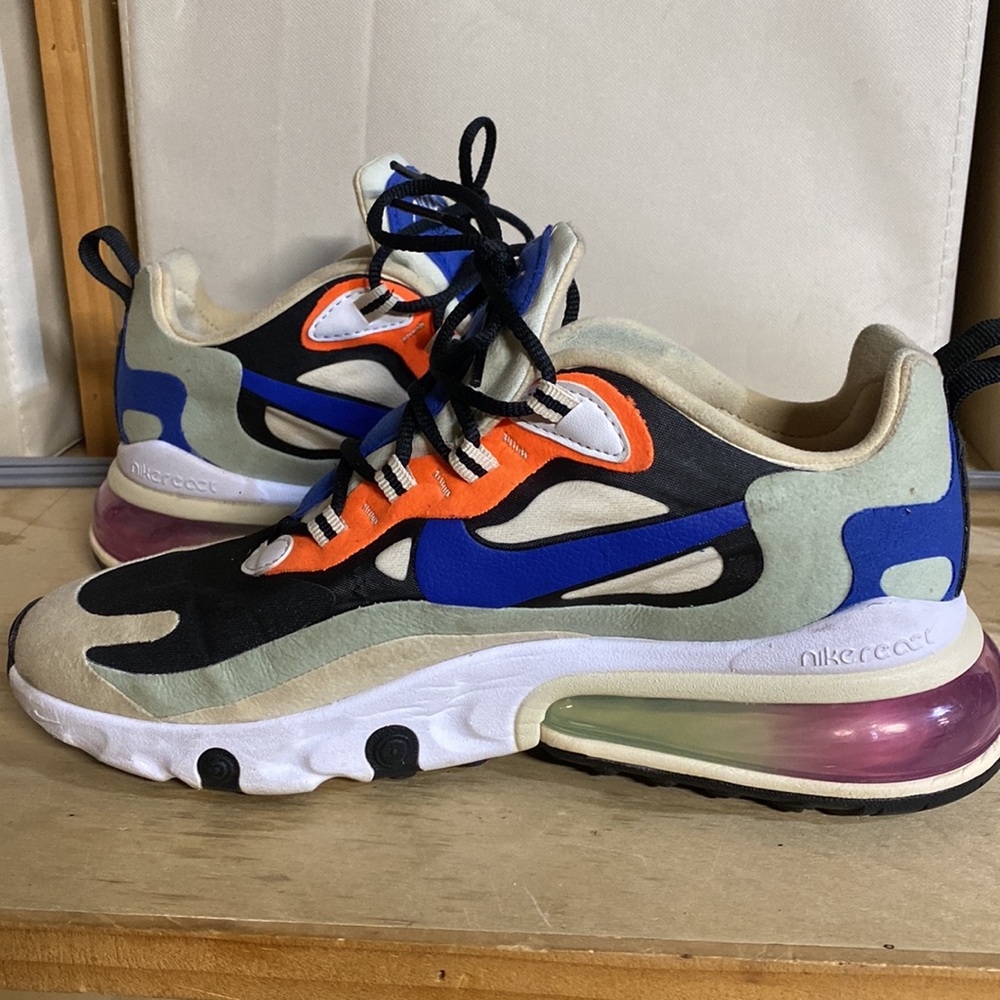 Nike Womens Air270 React. Barely Used. Exec Condi… - image 2